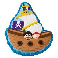 Picture of Pirate Ship Butter Cake 