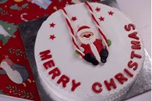 Picture of Rich Fruit Cake Iced (Decorative) 1 Kg